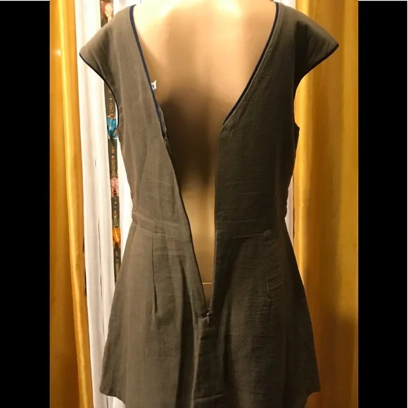 Piper By Townsen BEI OLIVE embroidered Romper M - Picture 6 of 12